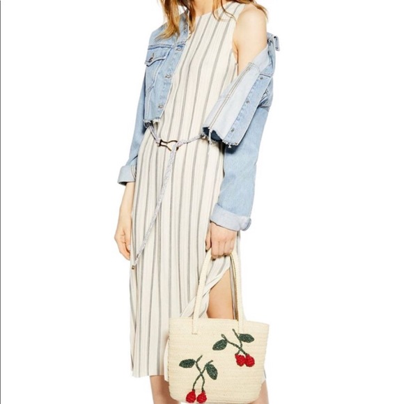 Topshop Dresses & Skirts - NWT Topshop Dress
